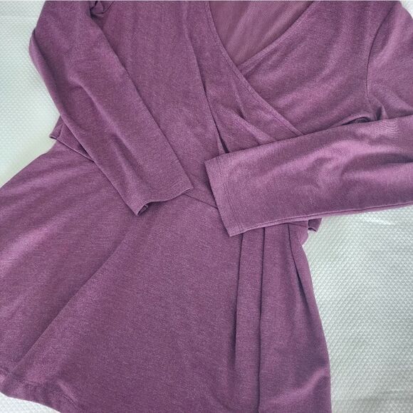 Betabrand one side pocket blouse body sculpture tummy - Picture 9 of 12